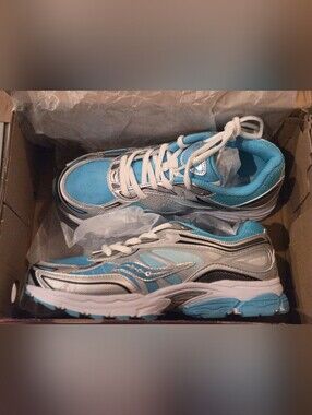 Saucony ProGrid Omni 9 KDZ Scuba Silver Big Kid 5.5M/Women 7 NIB SK168185